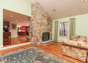 Family Room 21B Lakeshore Road Boxford, MA