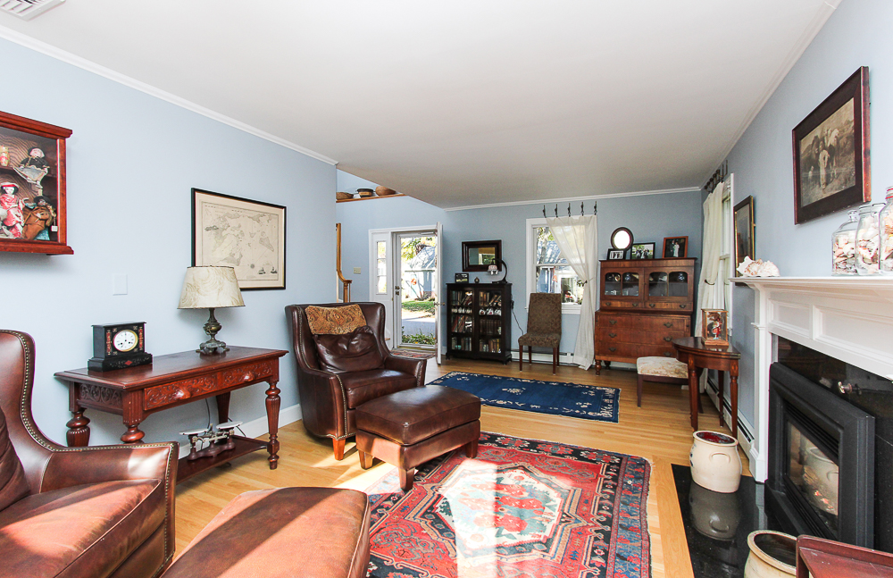 Living Room 31 Orchard Road Hamilton Massachusetts