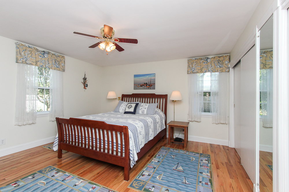Main bedroom 15 Sylvan Road Beverly Massachusetts