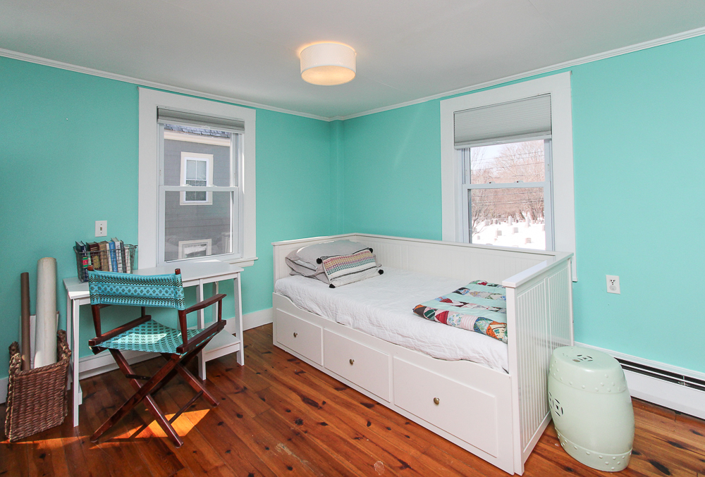 Bedroom with pine floors 34 Hart Street Beverly Massachusetts