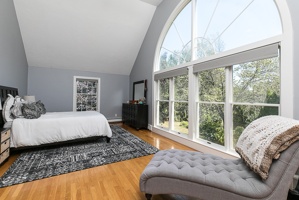 Main Bedroom with Palladian Window 10 Farrington Lane Hamilton Massachusetts