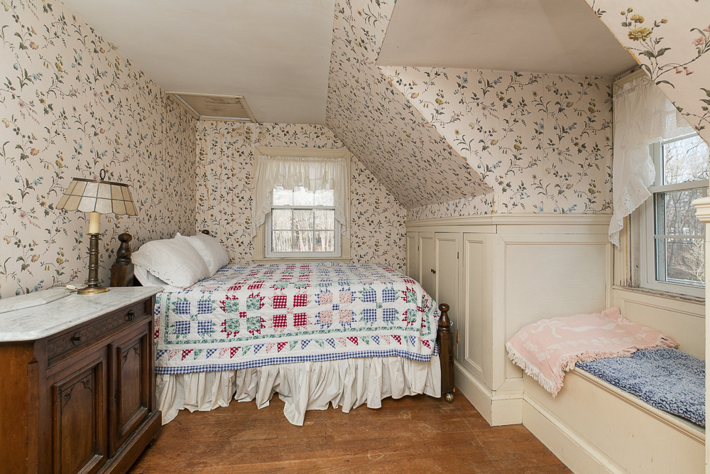 Bedroom with built-ins 145 Salem Road Topsfield Massachusetts