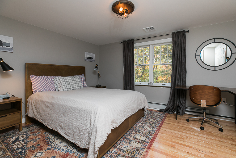 Bedroom 376 Highland Street Hamilton Massachusetts