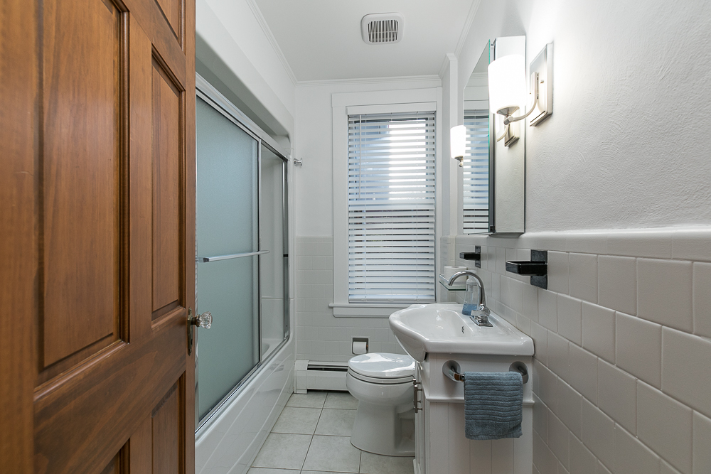 Bathroom Unit 2 623 Hale Street Beverly Massachusetts