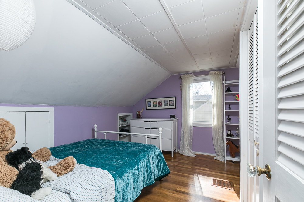Bedroom 5 Pinewood Avenue Beverly Massachusetts
