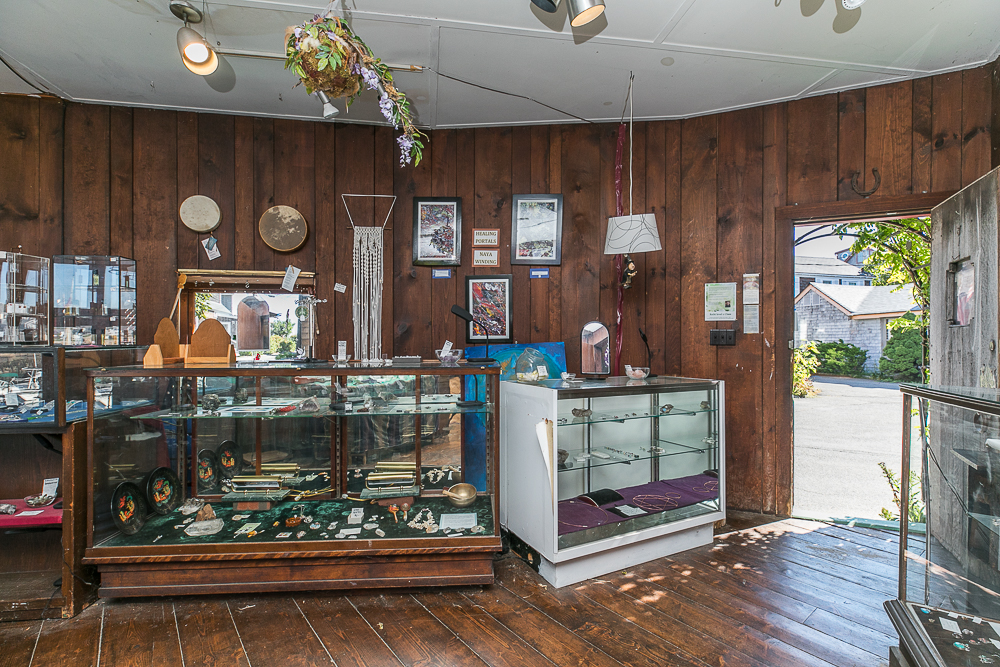 Shop door 14 Old Harbor Road Rockport Massachusetts