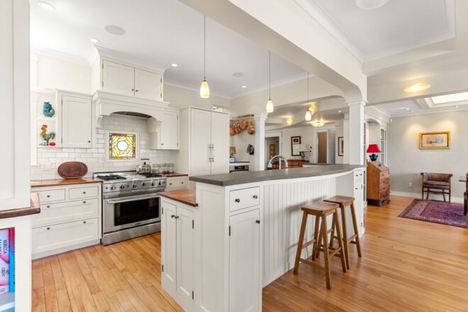 kitchen-stove-breakfast-bar-51-lebaron-road-essex-ma-LL-john-and-cindy-farrell