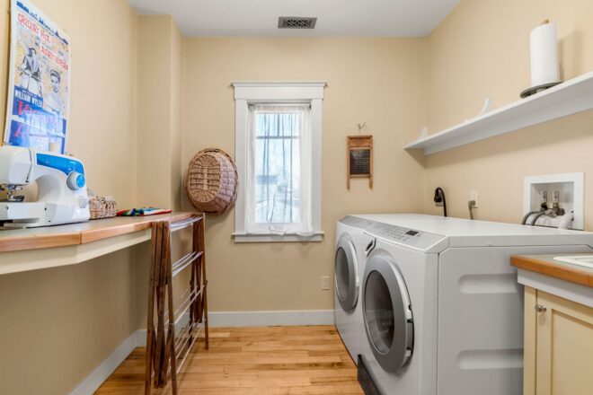 laundry-room-51-lebaron-road-essex-ma-LL-john-and-cindy-farrell